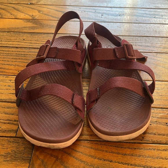 Chaco lowdown sandals. Size W7. 
Worn 3 times. - Picture 3 of 3